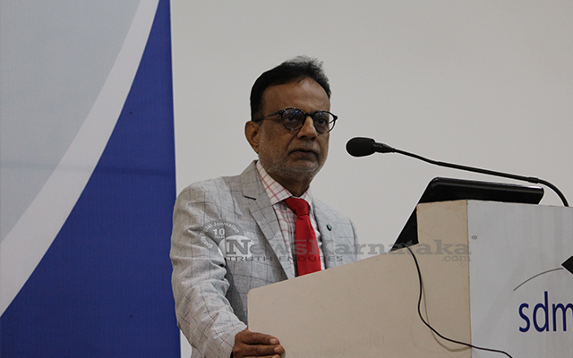 Dr Hasmukh Adhia spells out 7 mantras to success 2