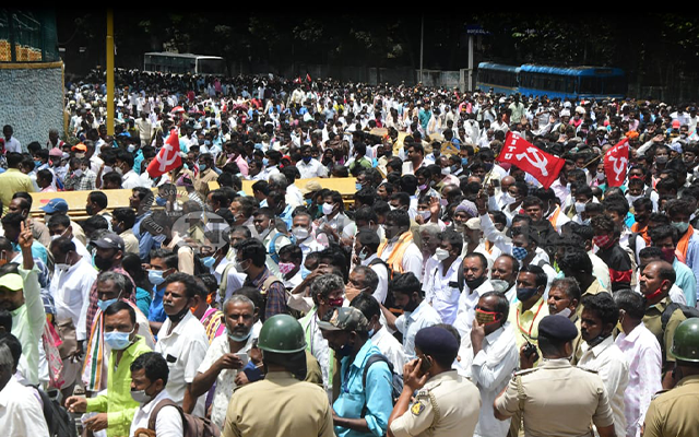 Gram Panchayat Members Held A Huge Protest In Bengaluru On Wednesday September 15 Seeking Fulfillment Of Their Various Demands.