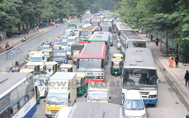 Traffic Jam in Bengaluru on Monday