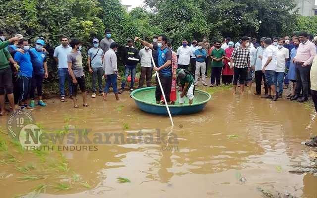 Uttarahalli Residentials Protest With Boat Against Pot Holes