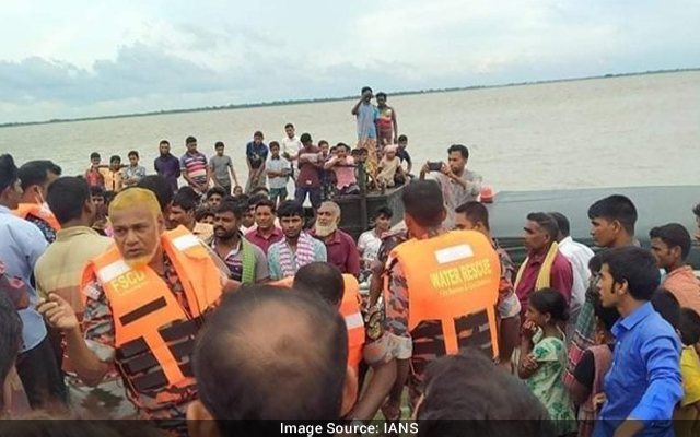 killed as boat capsizes in Padma