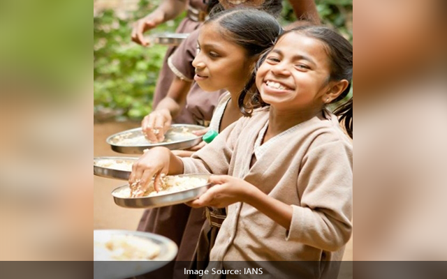 Ktaka to restart mid day meal scheme to attract children to schools
