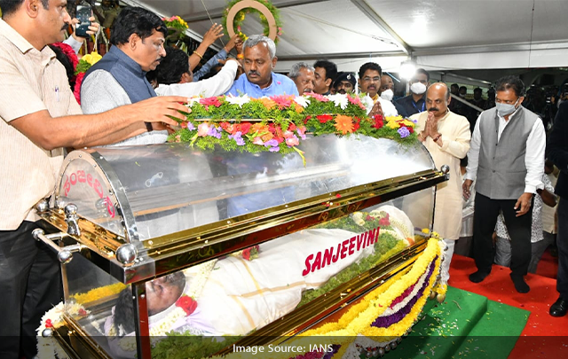 Puneeth To Be Cremated With Full State Honours At Kanteerava Studios