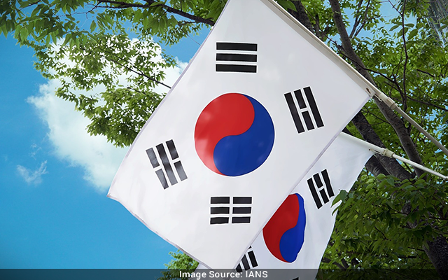 O Koreas Hold Daily Liaison
