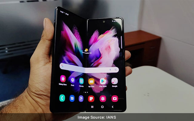 Galaxy Z Fold4 to feature improved cameras new hinge Report