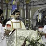 008 City Catholics Hold Eucharistic Procession With Devotion And Discipline