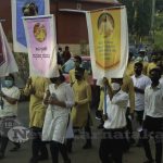 034 City Catholics Hold Eucharistic Procession With Devotion And Discipline
