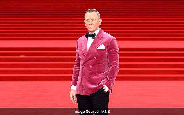 Daniel Craig gets same New Years honour James Bond received in 007 films 1