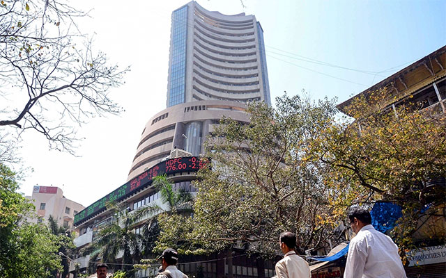 Foreign capital outflow Over Rs 3K cr plunge Indian equities