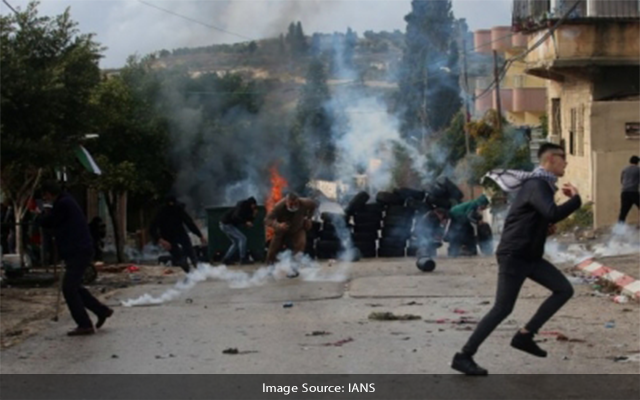 165 Palestinians Injured In West Bank Clashes