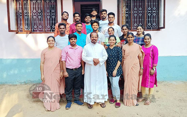 Icym Fermai Youth At The Service Of A Poor Widow