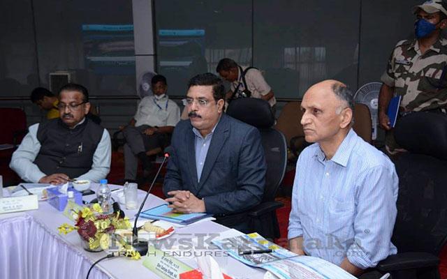 02 Secretary Min of Steel visits Mangalore Port likes Env friendly facilities main