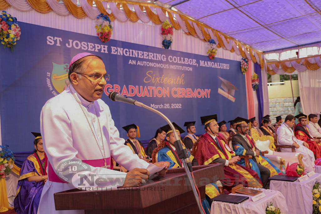 19 of 19 St Joseph Engineering College hosts its sixteenth Graduation Ceremony