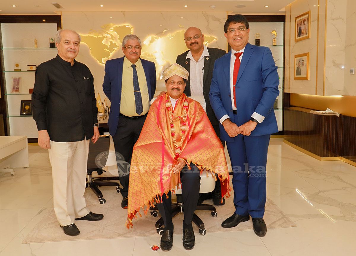 Bhaskar Rao ADGPISD visits Thumbay Medicity Gulf Medical University inner