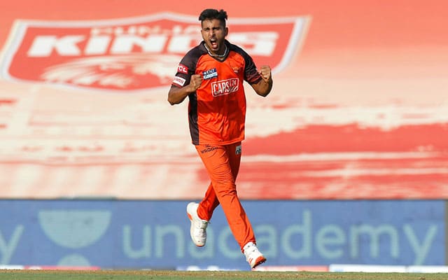 Bhuvneshwar Umran star as Hyderabad bowl out Punjab for 151