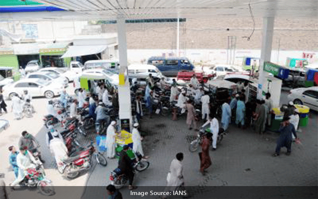 Diesel Set To Rise Above Rs 200litre For The First Time In Pak