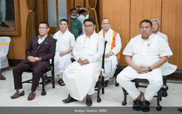 Manipur CM expands cabinet inducts 6 more ministers