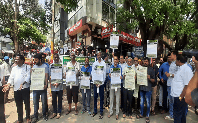 Protest Against Bbmp Dult Project Staged In B'luru 1
