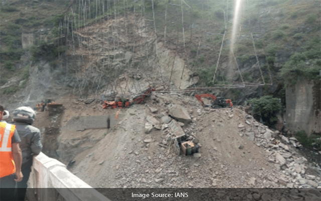 Rescue Operations Resume At Collapsed J&k Highway Tunnel