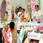 039 St Anthony Basilica feast in Mysore draws lakhs of devotees