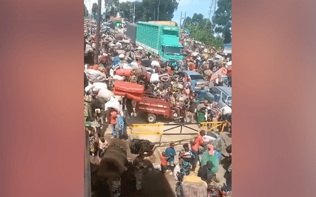 Congo refugees cross into Uganda