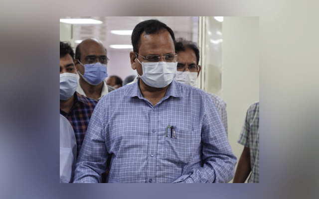 Satyendar Jain complains of uneasiness taken to hospital