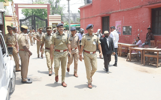 police personnels inspection Varanasi