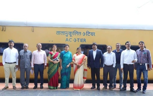 Bharat Gaurav train from Kâtaka to Kashi in last week of Shravan month.