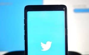 Hacker offers 54 mn Twitter account facts for 30K Report