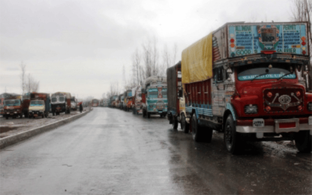 Jammu-Srinagar national highway remains closed for traffic