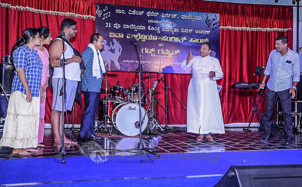 035 Konkani Day celebrated and Musical Night held at Valencia Church