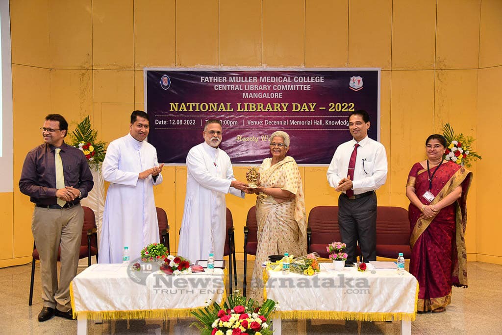 050 FMMC Central Library Committee celebrates National Library Day