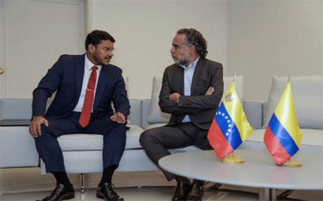 Colombia, Venezuela restore diplomatic ties after 3 years