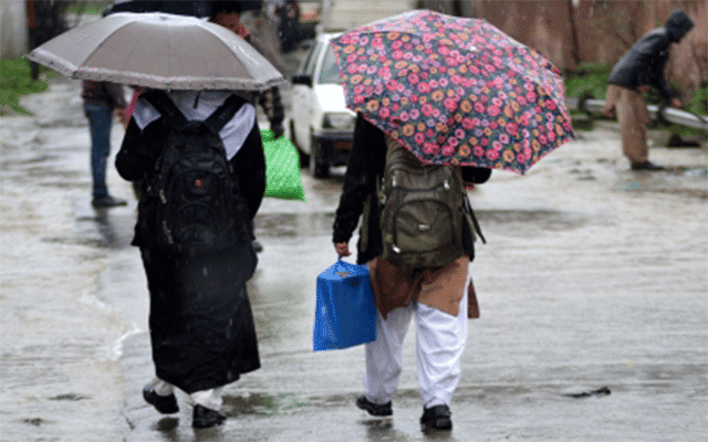 Heavy rain in Jammu, moderate in Kashmir likely