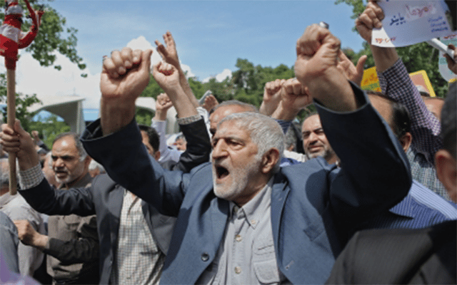 Iran to raise pensions by 38%