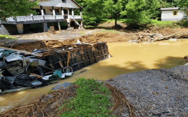 Kentucky floods death toll rises to 37