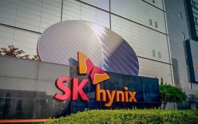 Chipmaker SK hynix is aiming to select a site for a semiconductor packaging plant in the US as early as in the first half of next year.
