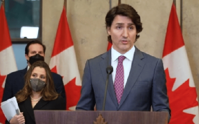 Canadian PM announces 2 new cabinet ministers