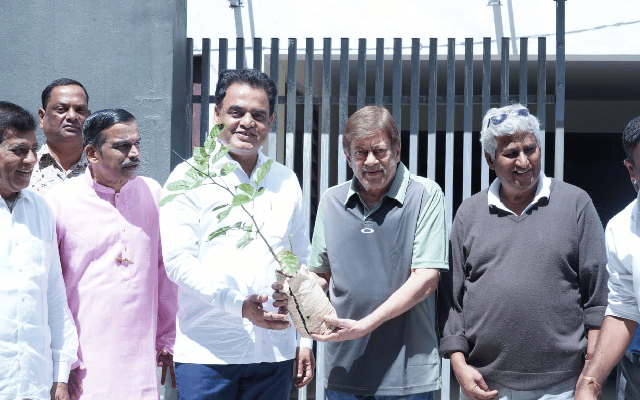 plants saplings to mark Modi's birthday