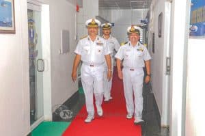001 Commander Coast Guard Region W visits CGHQ New Mangalore