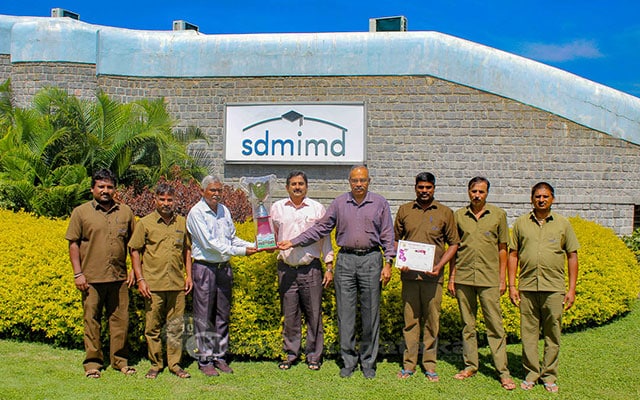 001  sdmimd Bags Prizes In dasara flower competition Main
