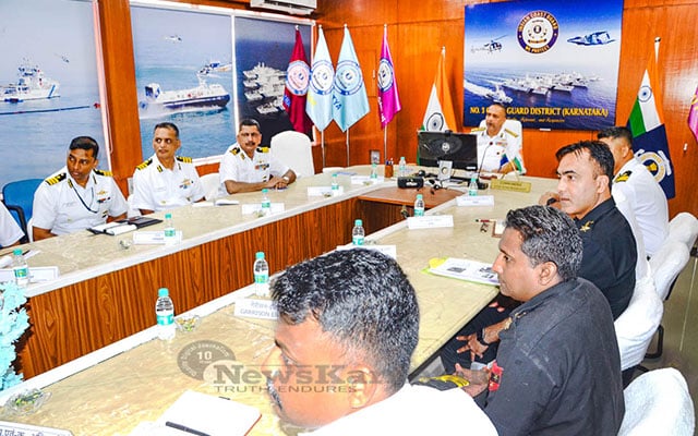 Commander Coast Guard Region W visits CGHQ New Mangalore 