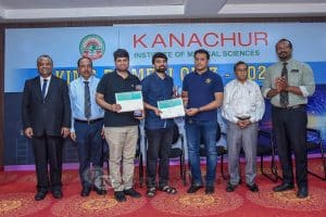 KMC Manipal Medical College lifts KIMS PG Medi Quiz22 Trophy