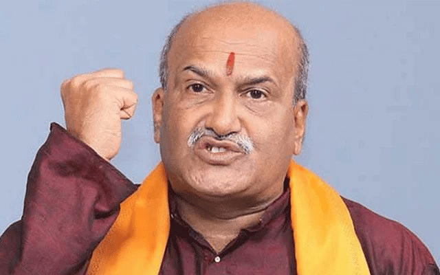 Muthalik condemns CBI’s closure of Mesta case