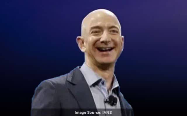 Bezos warns of recession people to avoid expensive purchases