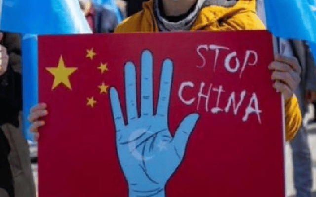 majority Han Chinese and ethnic minority Uyghurs