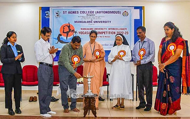 St Agnes College hosts Mangalore Univ Yogasana Competition