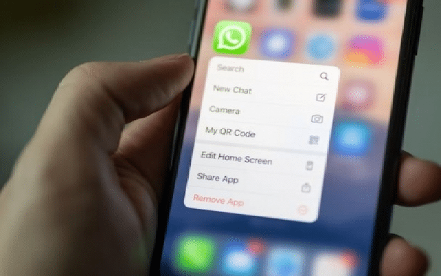 WhatsApp working on new chat attachment menu for iOS beta