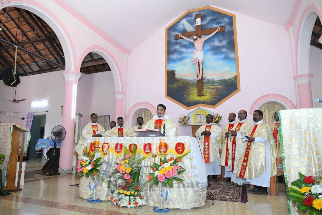 Four Novices take Religious Vows in Rosa Mystica Novitiate