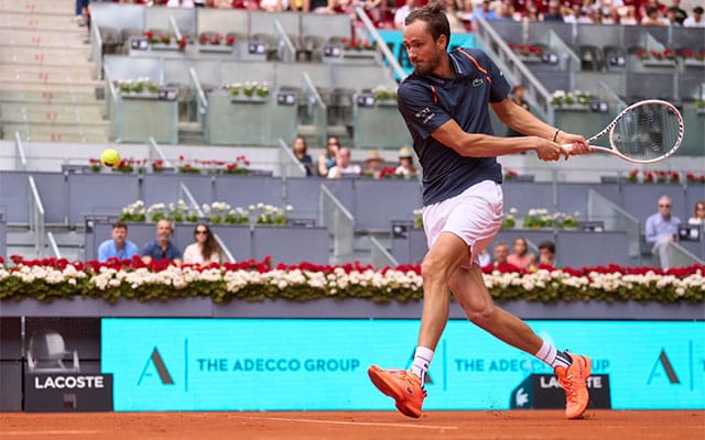 Madrid Open Medvedev opens campaign with win against Vavassori